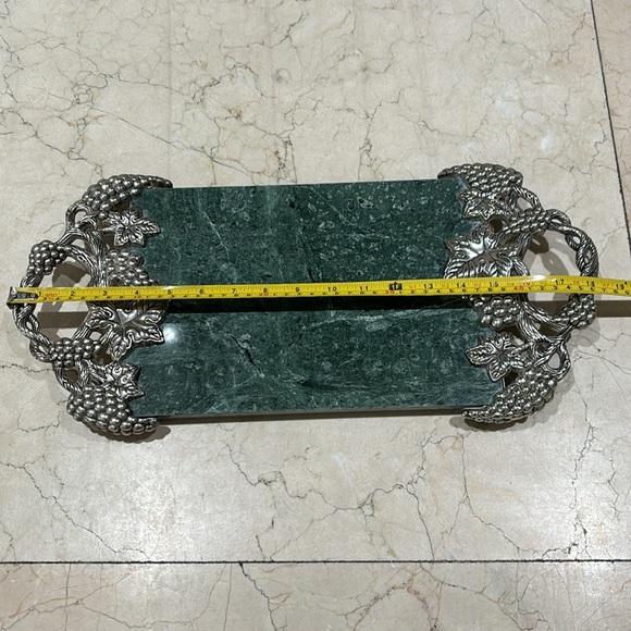 ✨Gorgeous✨Vintage Green Marble Slab✨Charcuterie Board✨Godinger Silver Art Co.✨ - Picture 4 of 12
